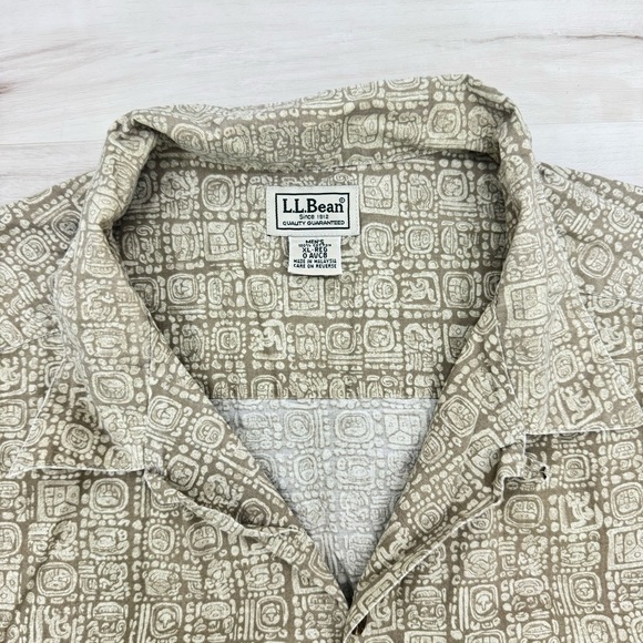 L.L.Bean Vintage Hawaiian Fishing Short Sleeve Shirt Jungle brown tan sz XL - Picture 1 of 6
